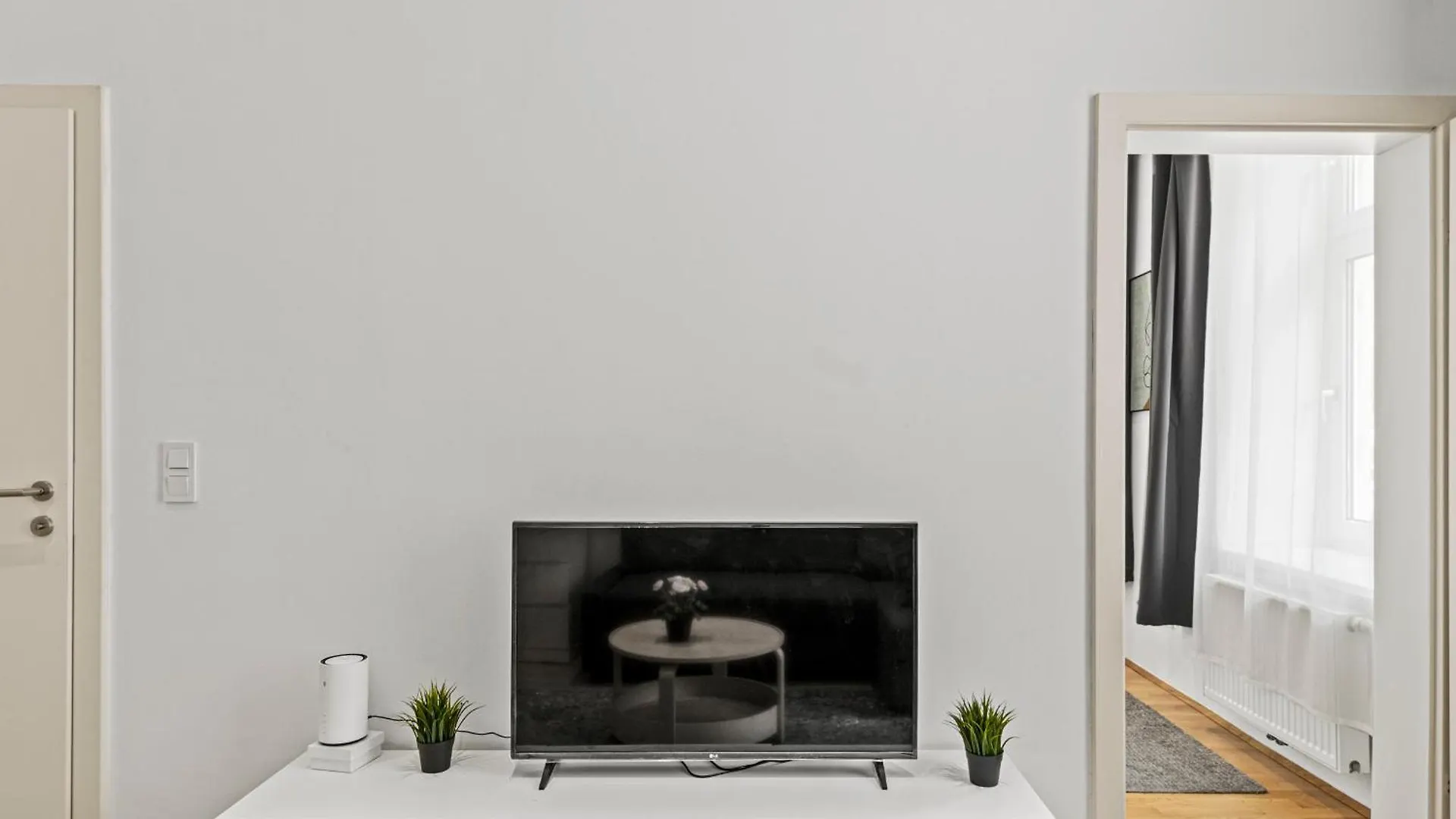 Cozy Apartment Near City Center Wien 0*,
